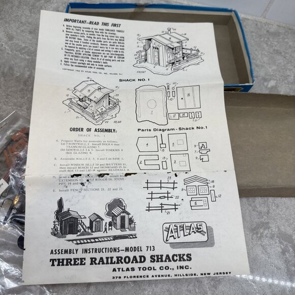 1:87 HO Scale / Gauge Atlas # 702-89 Trackside Shacks (#2) Kit . Never used. - Picture 7 of 10
